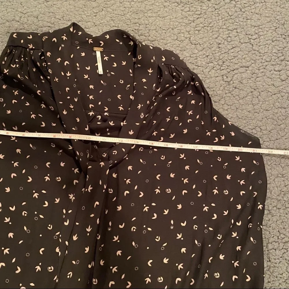 Free People Sleeveless Shirt Size X Small
